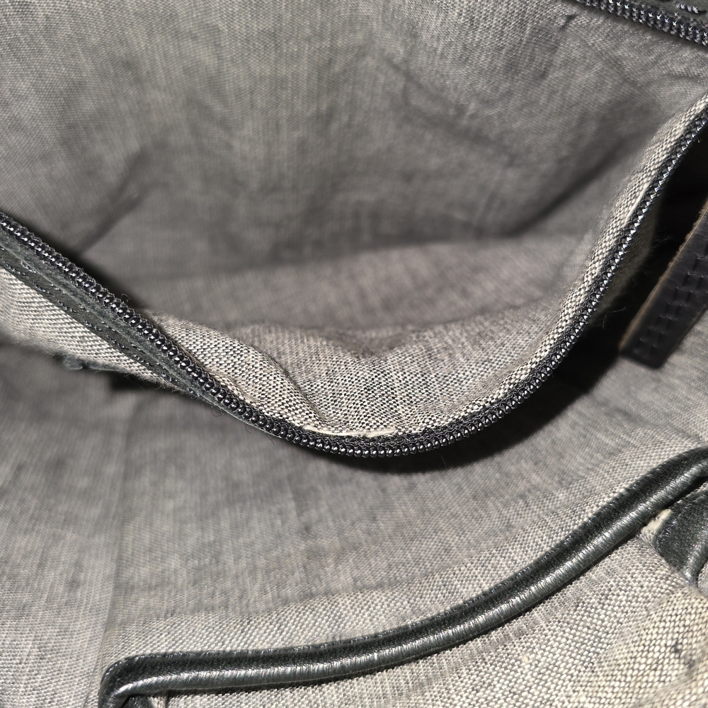 Elk AU Rustic Leather Messenger Bag - Picture 5 of 6
